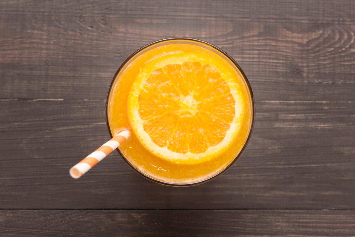 Orangensmoothie mit Ingwer und Kurkuma